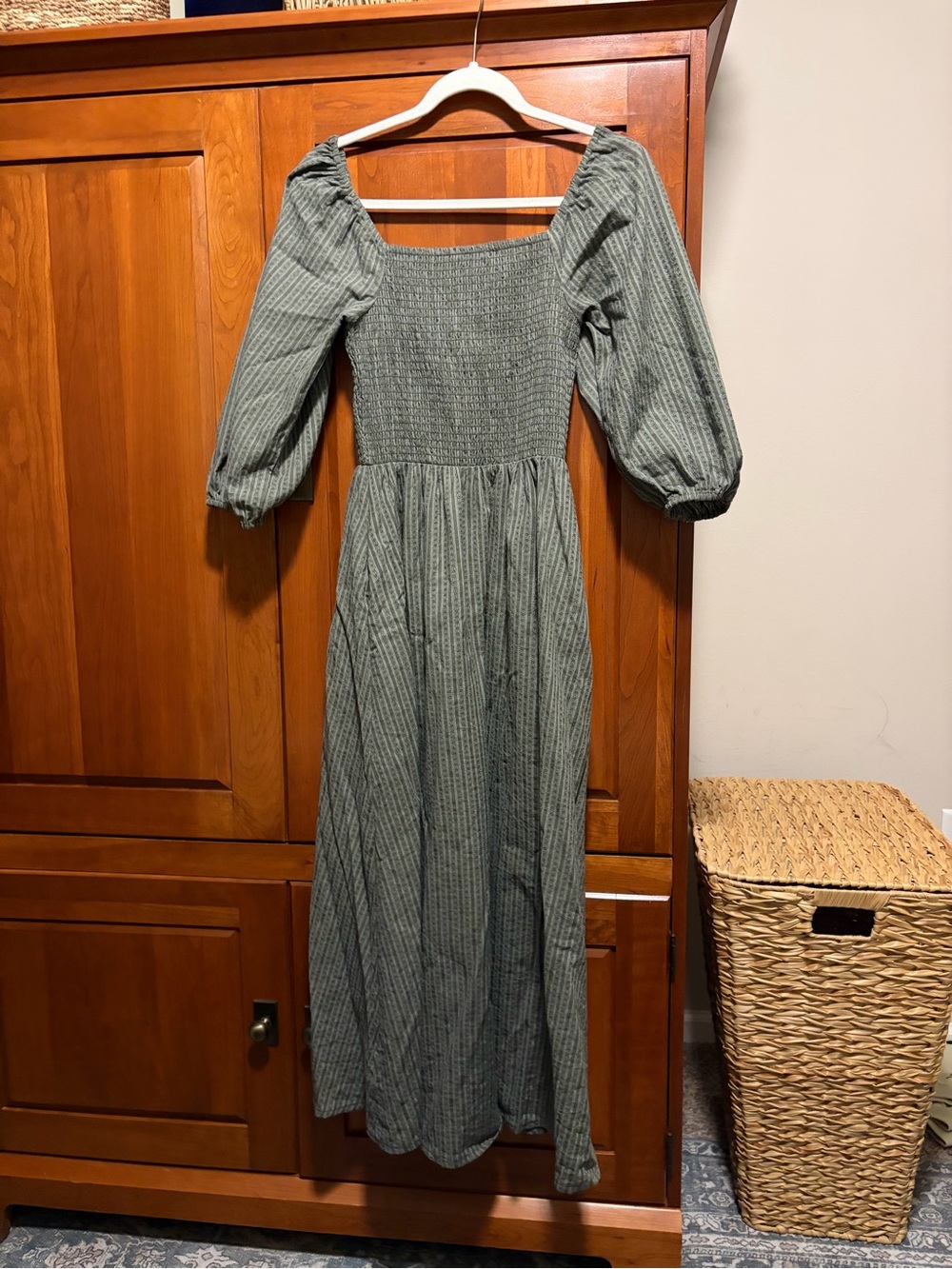 Neuflora Dress
